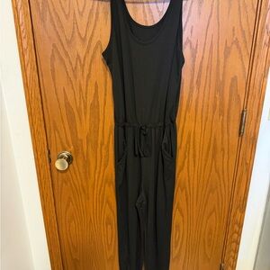 Elegant Black Sleeveless Jumpsuit